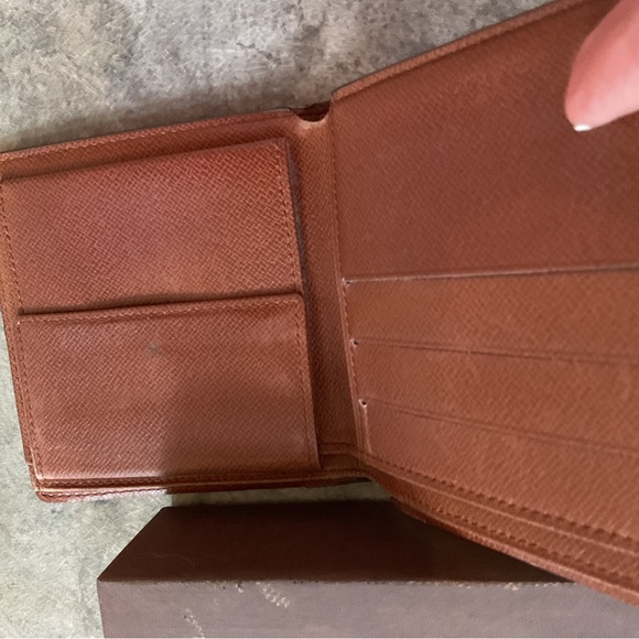 Louis Vuitton Men’s Wallet w/ Box - Picture 5 of 7